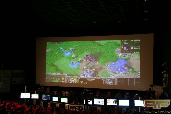 Вот таким образом выглядел Warcraft на большом экране