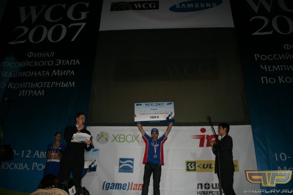 Mr.Raser - третье место по NFS (и, напомним, второе на прошлом Чемпионате Мира; но это все Single...)